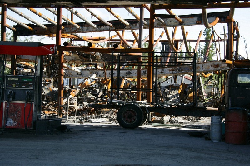 This Texaco burned on April 7.  The tow driver remembers using it as his gas stop.
