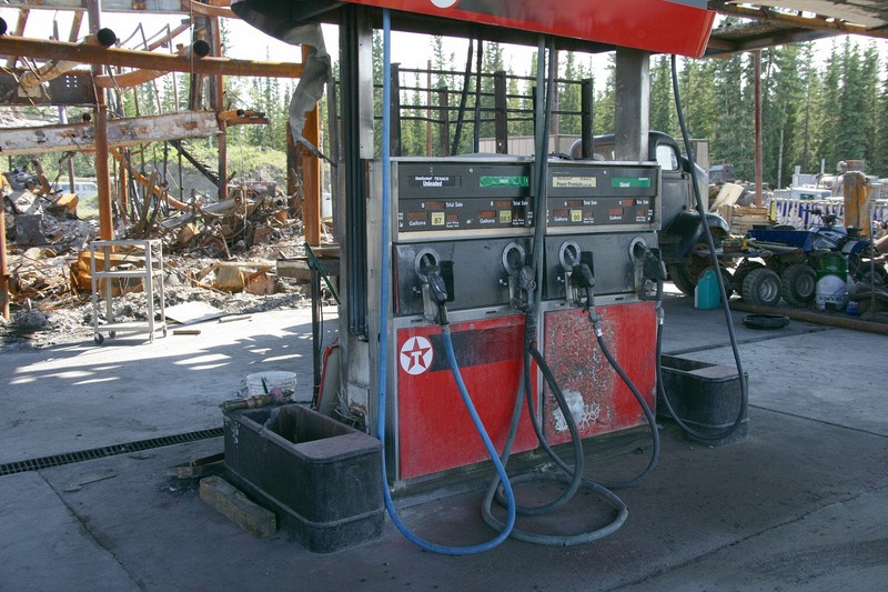 This Texaco burned on April 7.  The tow driver remembers using it as his gas stop.