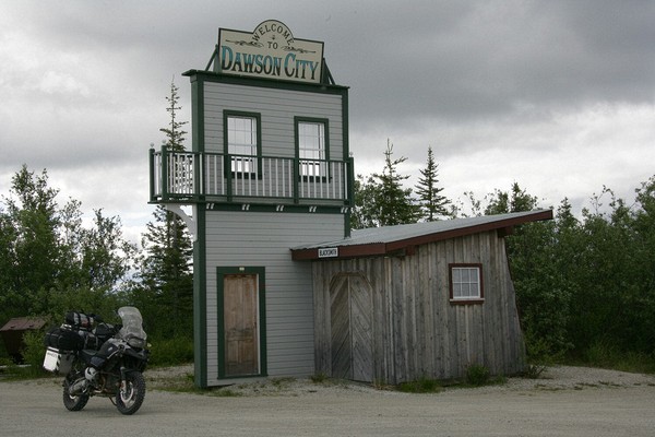 Back to Dawson - now with a motorcycle that will start.