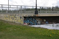 More graffitti